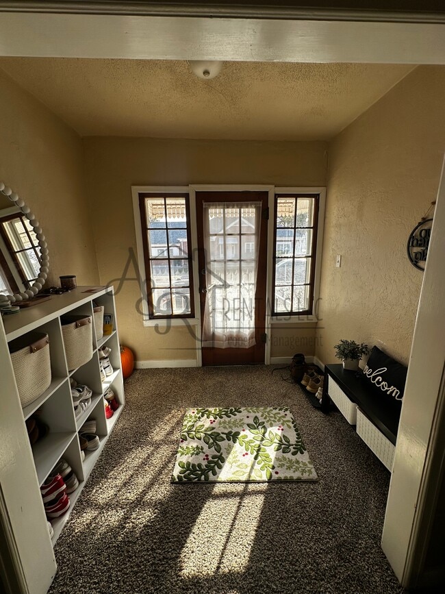 Foto del edificio - 602 N Walnut St