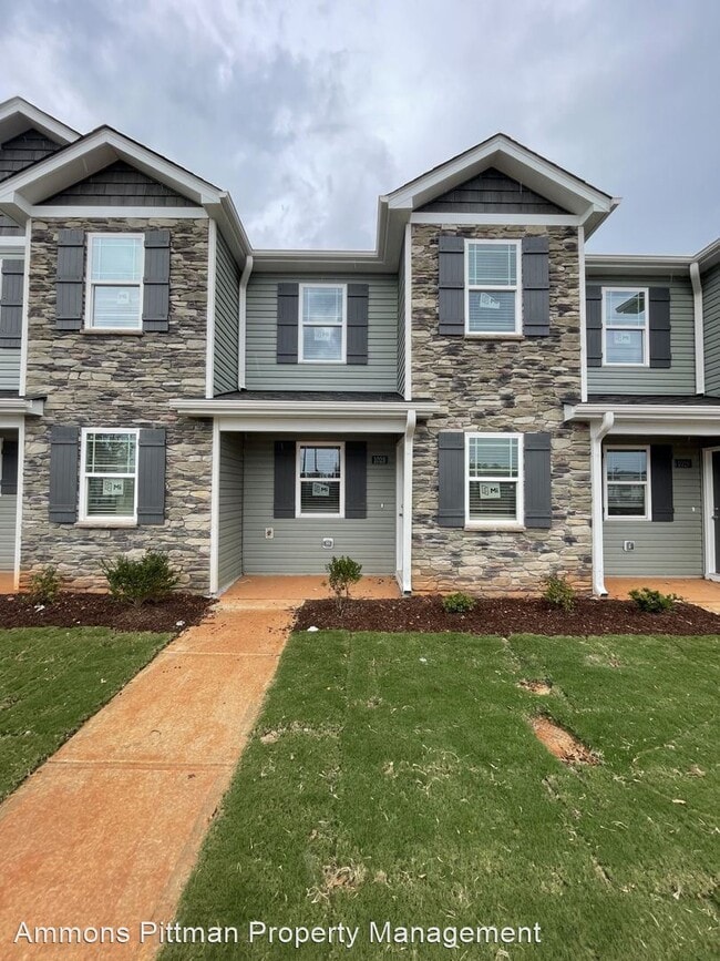 Foto del edificio - 2 br, 2.5 bath House - 1028 Peony Lane