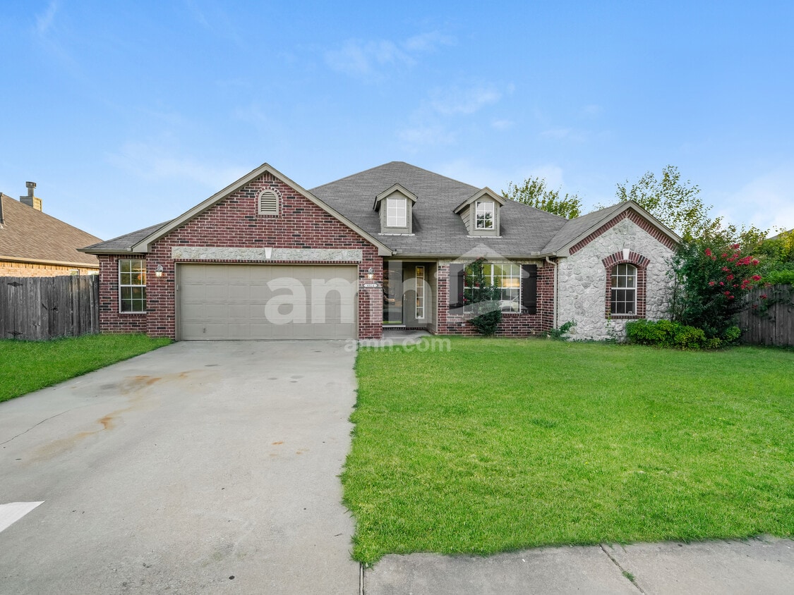 Primary Photo - 4024 S 212th E Ave