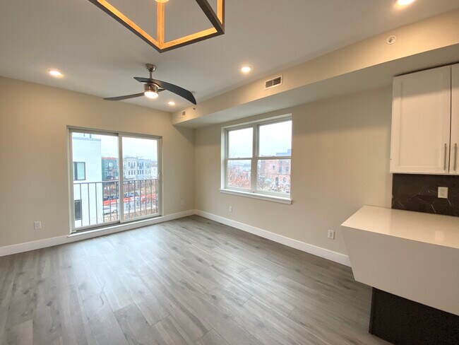 Foto del edificio - 1413 N Front St