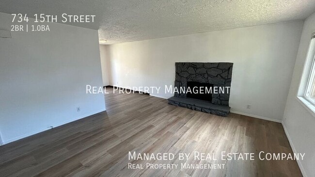 Building Photo - 734 15th St