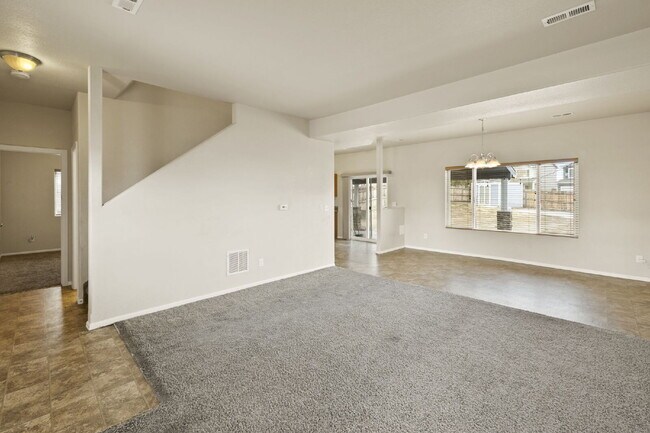 Foto del edificio - 917 Silverqueen Rd