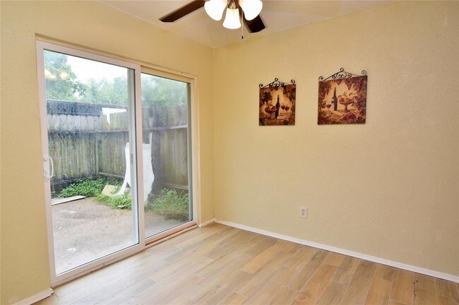 Foto del edificio - 7829 Cook Rd