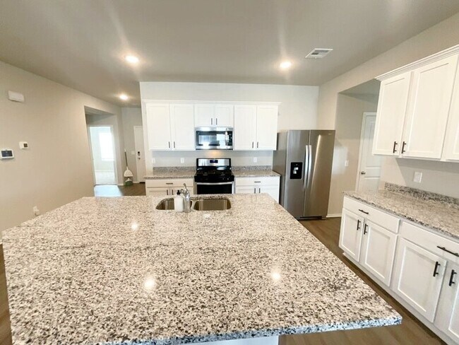 Foto del edificio - 3318 N 23rd W Ave