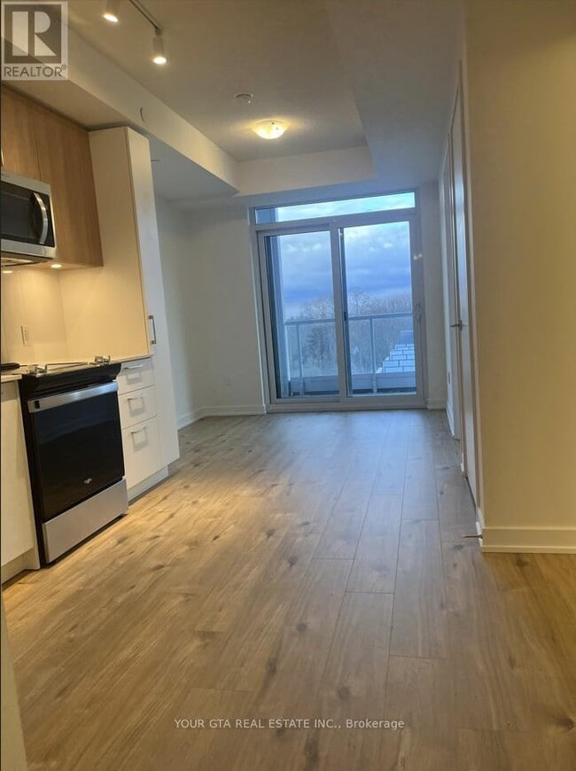 Photo du bâtiment - 500 Plains Rd E