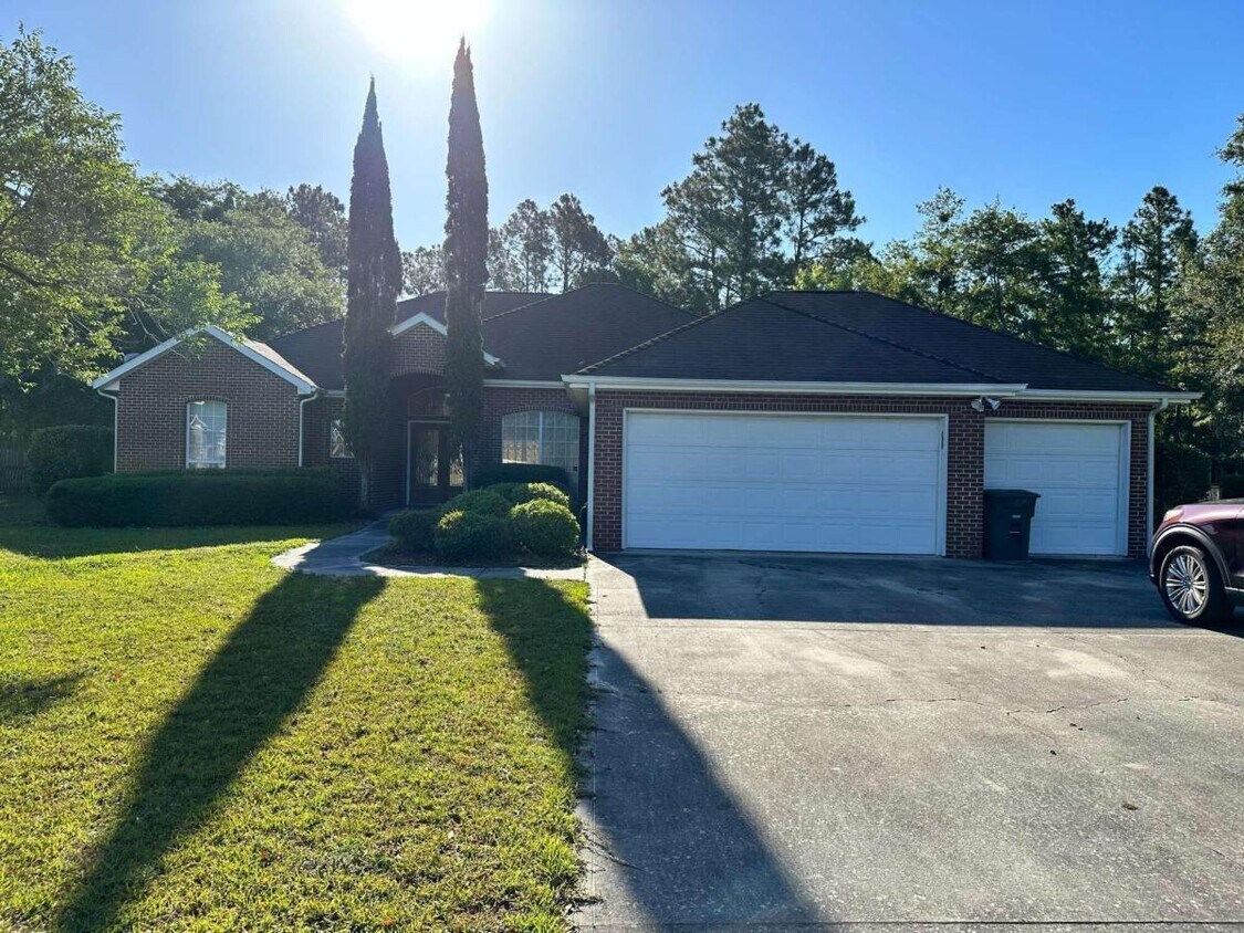 109 Bedford Ct Kingsland, GA 31548 Alquileres en Kingsland, GA