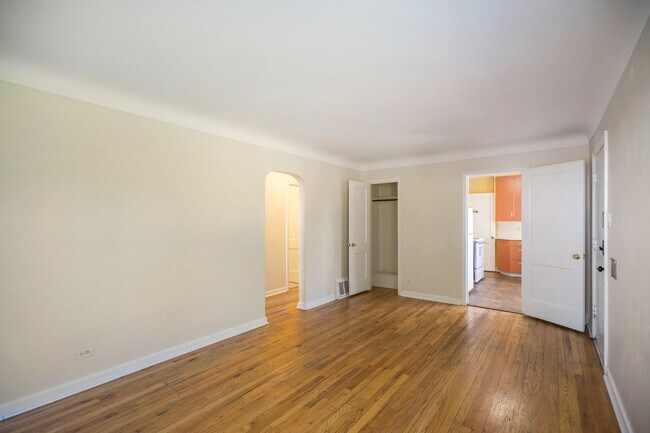 Foto del edificio - Amazing 4BR, 2BTH in Park Hill!!