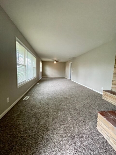 Foto del edificio - 904 2nd Ave SW