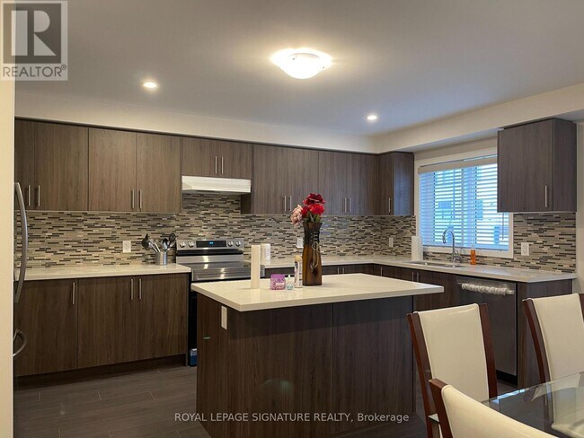 Building Photo - 1387 Bradenton Path