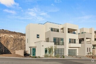 Building Photo - 350 Solitude Peak Ln