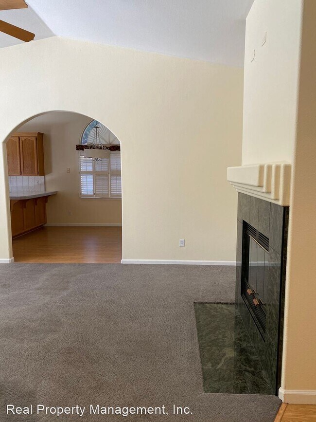 Building Photo - 4 br, 2 bath House - 5863 Shadow Glen Drive