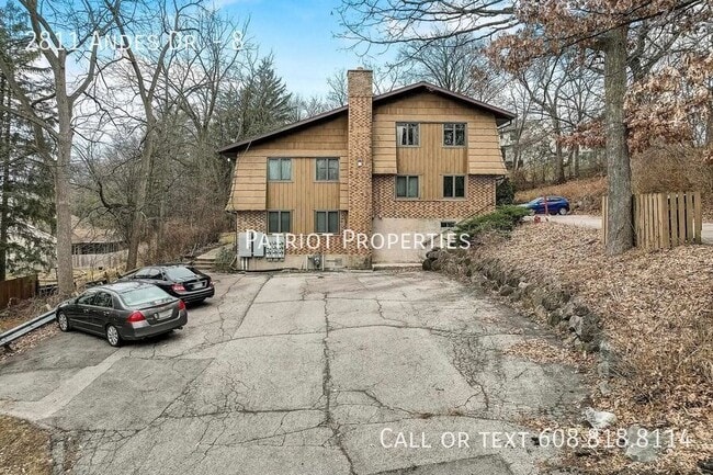 Building Photo - 2811 Andes Dr