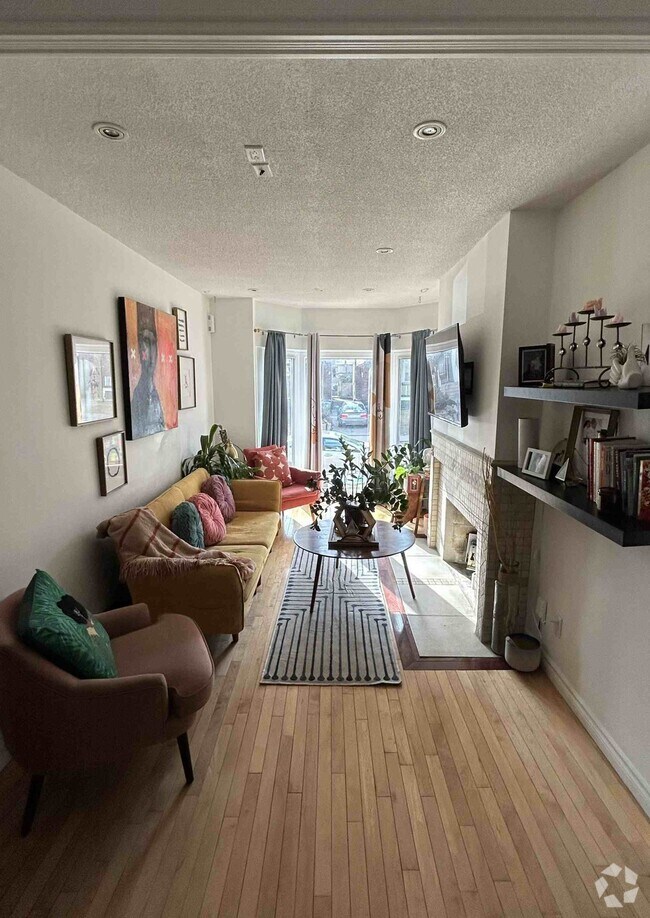 The Beaches Apartments for Rent with Utilities Included Toronto, ON