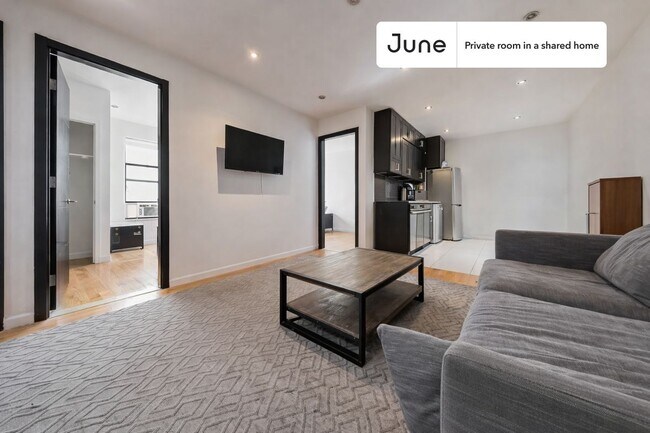 Foto del edificio - Room in Shared 6 bed/2 bath home in Central Harlem