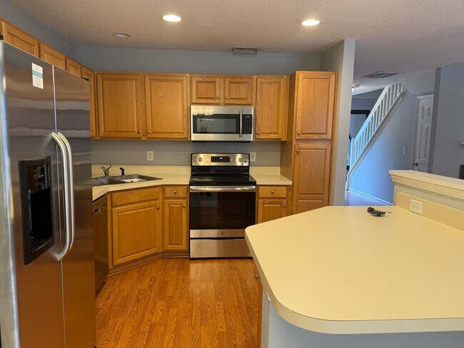 Foto del edificio - Cozy Townhome in Rachels Keep!