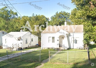 Building Photo - 3020 N 33 St