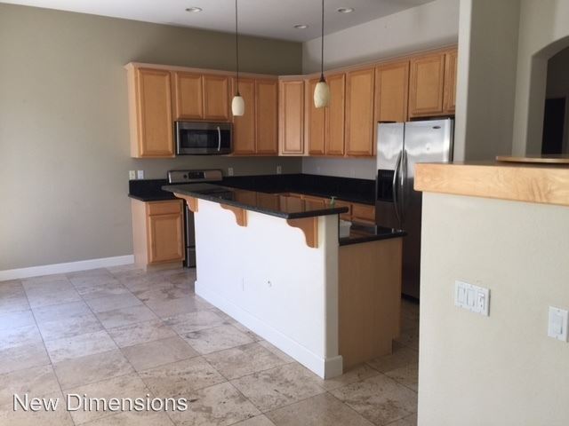 Building Photo - 6652 Aston Cir
