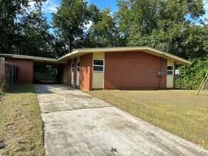 Building Photo - 1917 S Riverview Cir