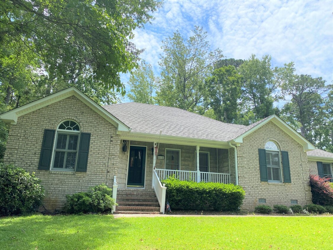Primary Photo - Bayshore Community! Boat Landing! 4BR, Gar...