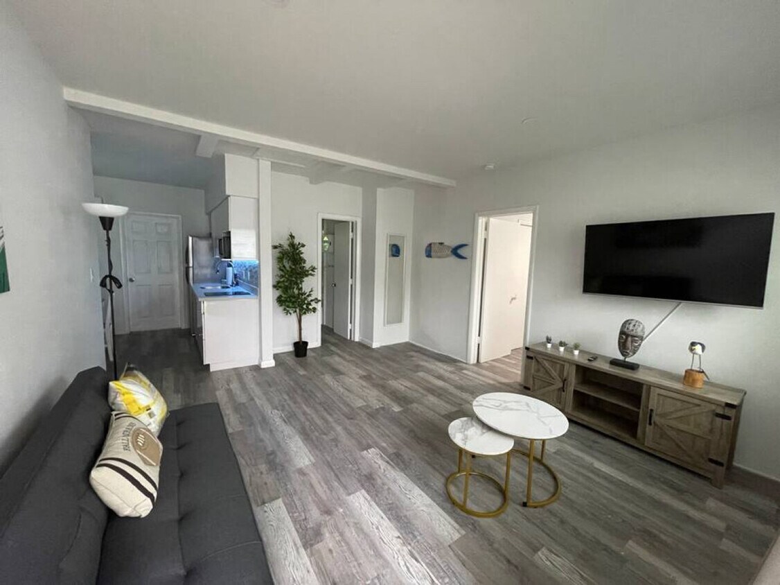 Foto principal - 1111 SW 37th Ave
