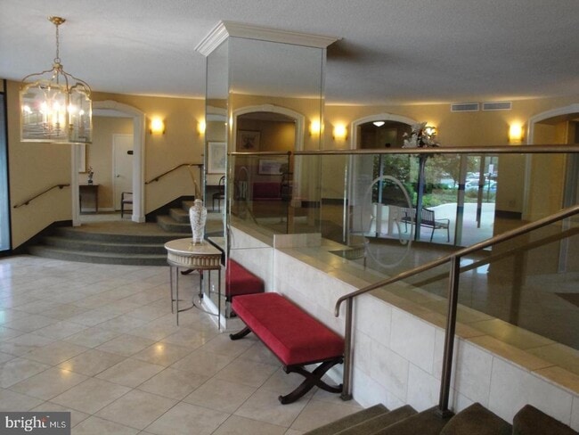 Building Photo - 8360 Greensboro Dr