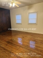 Building Photo - 200 E Joy