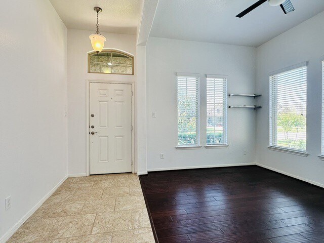 Building Photo - 18519 Cypress Steppe Ln