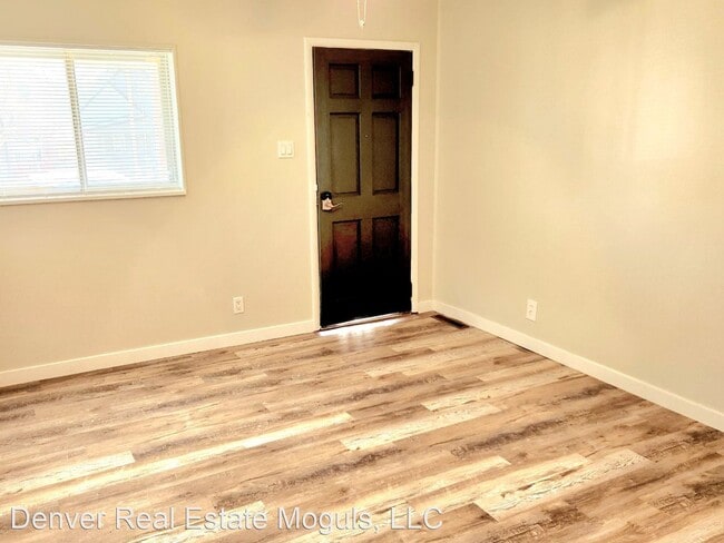 Building Photo - 2 br, 1 bath House - 3725 Mariposa St.