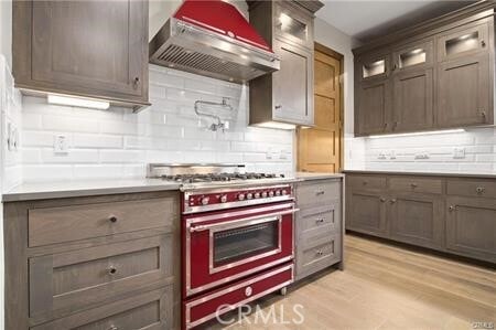 Foto del edificio - 530 Drake Rd