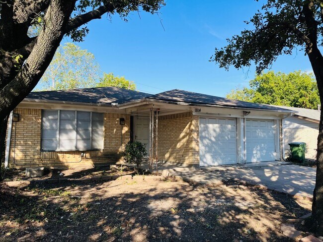 Building Photo - 1814 Billy B Ave