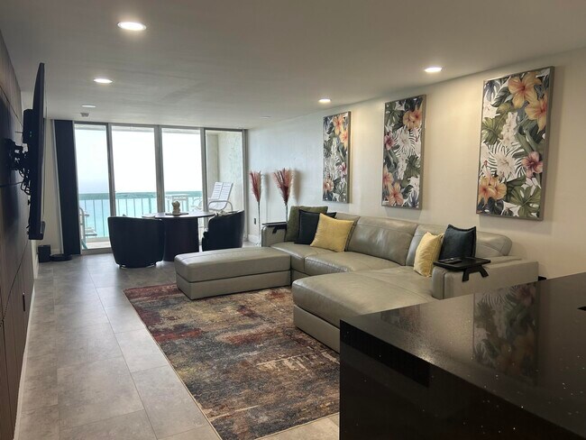 Foto del edificio - 9940 S Ocean Dr