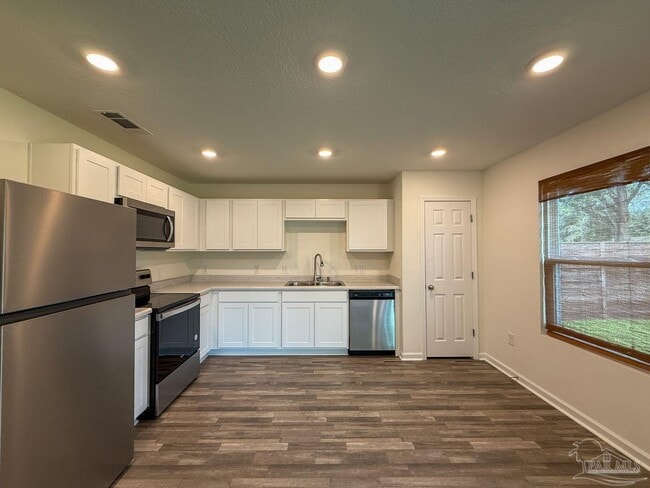 Building Photo - 1640 Addies Way