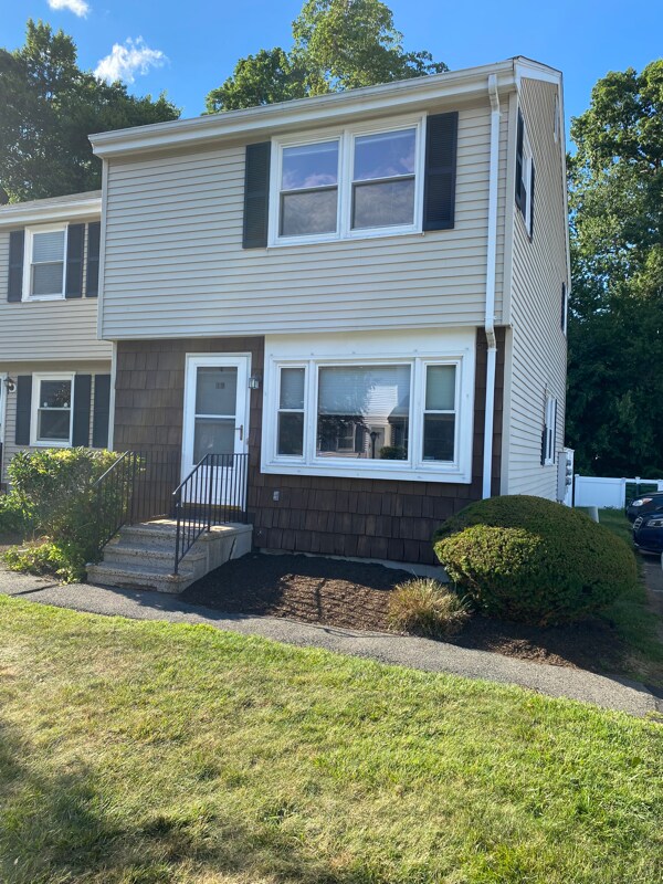 Building Photo - 19 Allspice Ln