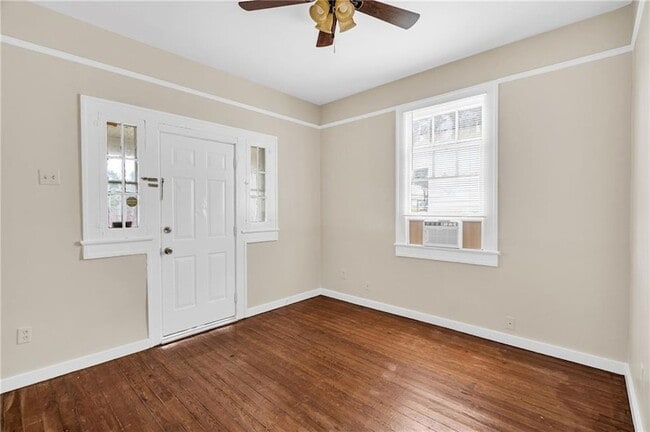 Photo - 2426 Eagle St Apartment