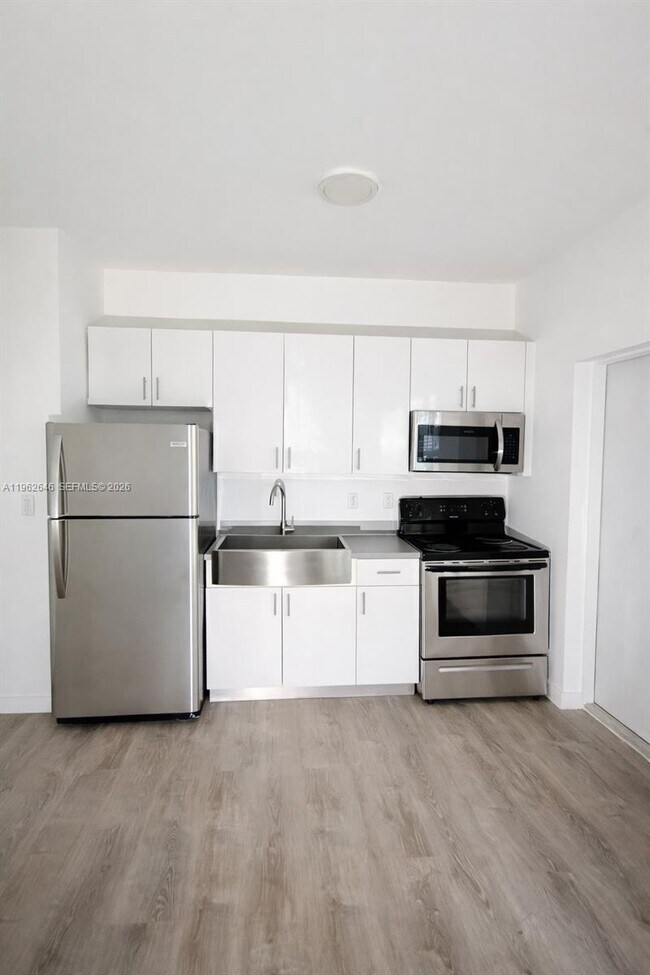 Foto del edificio - 402 NW 12th Ave