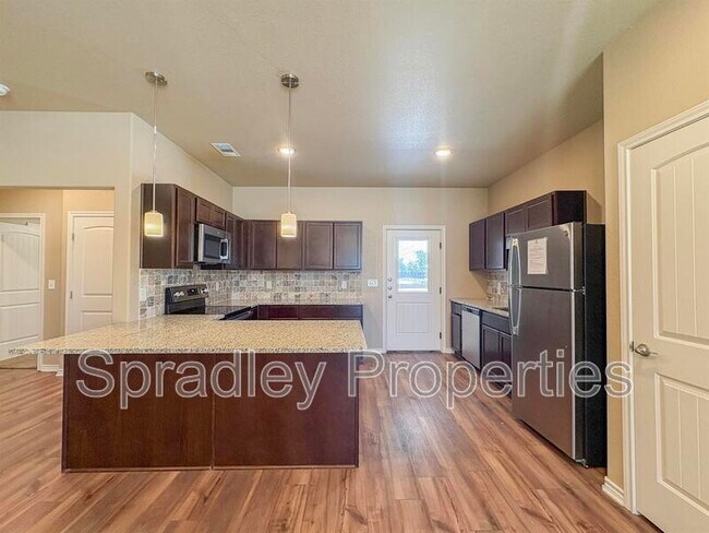Building Photo - 1072B Hibiscus Dr
