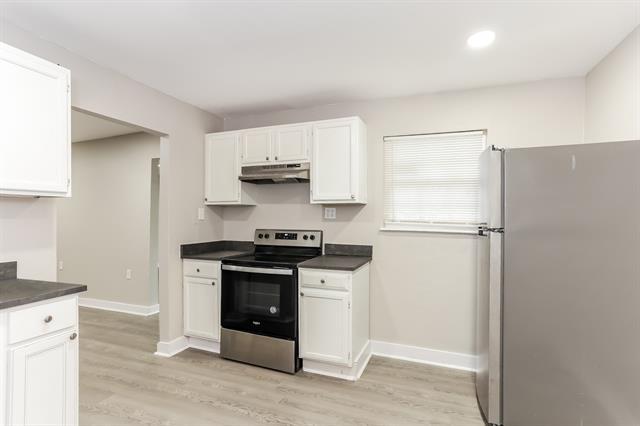 Building Photo - 708 Carswell Terrace