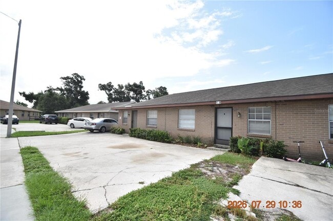 Building Photo - 409 Big Cedar Way