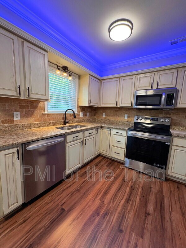 Foto del edificio - 3900 Hunt Chase Ct