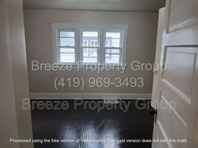 Building Photo - 621 N Metcalf St