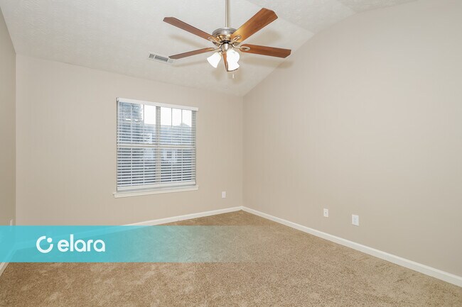 Building Photo - 7011 REGENCY LN
