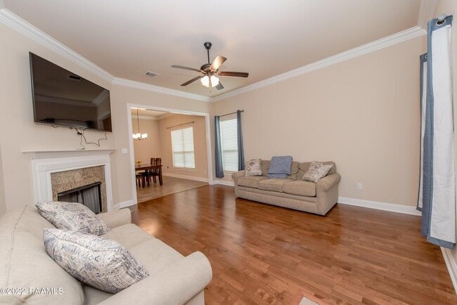 Foto del edificio - 106 Kohen Luke Dr