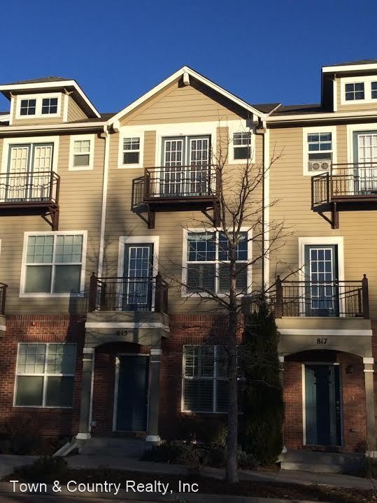 Primary Photo - 2 br, 3 bath House - 813 S. Weber Street
