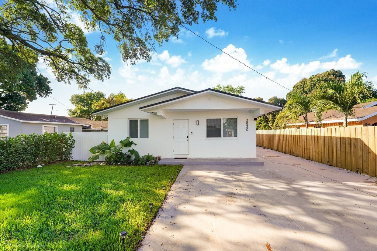 Photo - 2820 NW 95th St