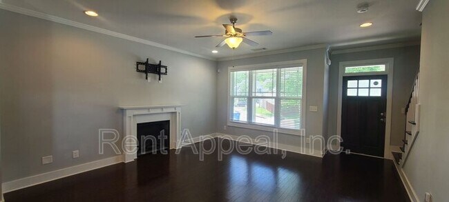 Building Photo - 1785 Maple Walk Cir SW