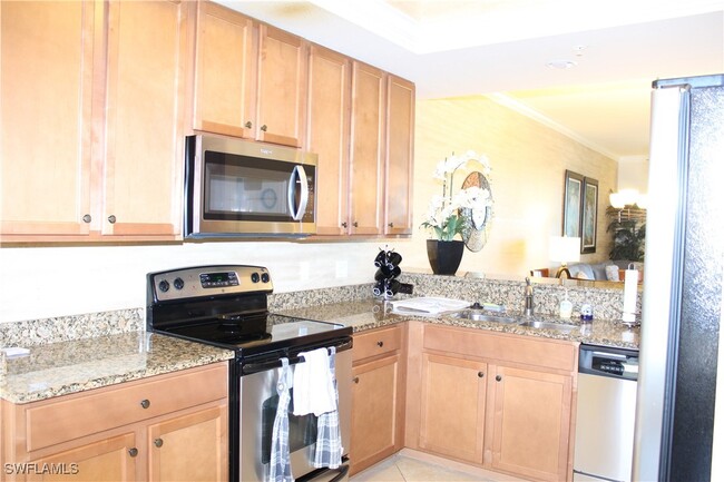 Building Photo - 10056 Siesta Bay Dr