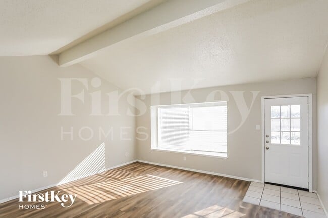 Building Photo - 612 Coolwood Ln