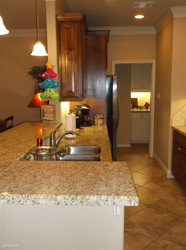 Foto del edificio - 3 br, 3.5 bath Townhome - 1736 Lonetree Dr