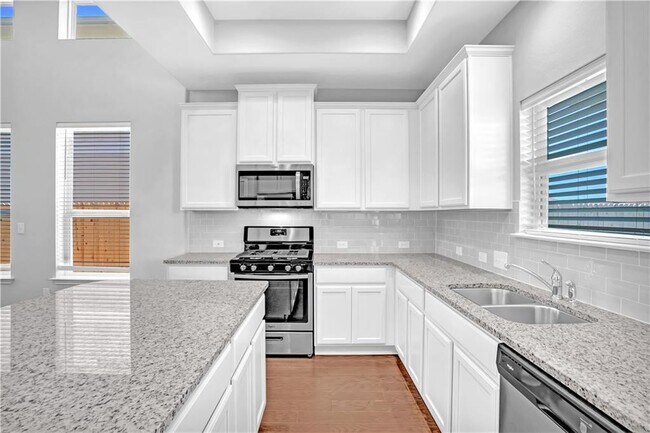 Building Photo - 6400 Gunflint Dr