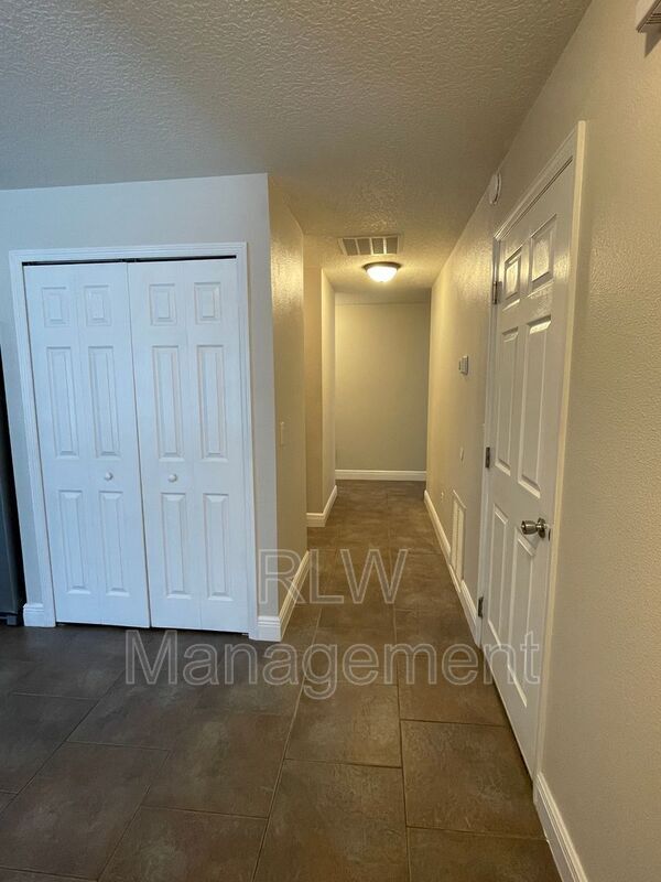 Building Photo - 528 Citrus Ave